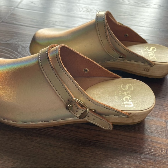 Sven iridescent RAINBOW clogs! 38 - Picture 3 of 6